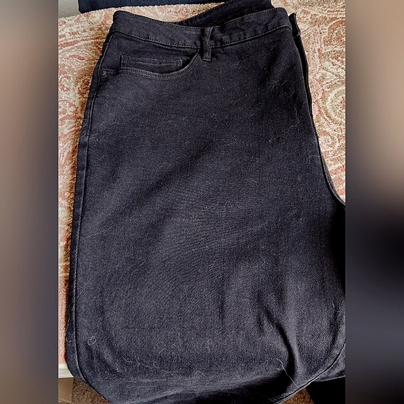 Ava & Viv women's plus size 26W black jeans stretch Flared leg. NWOT. - Picture 5 of 9